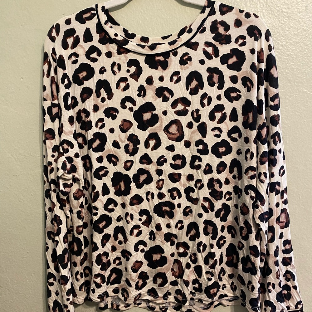 Leopard print long sleeve top
